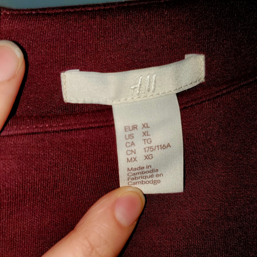 H&M Blouse - Picture 3 of 4